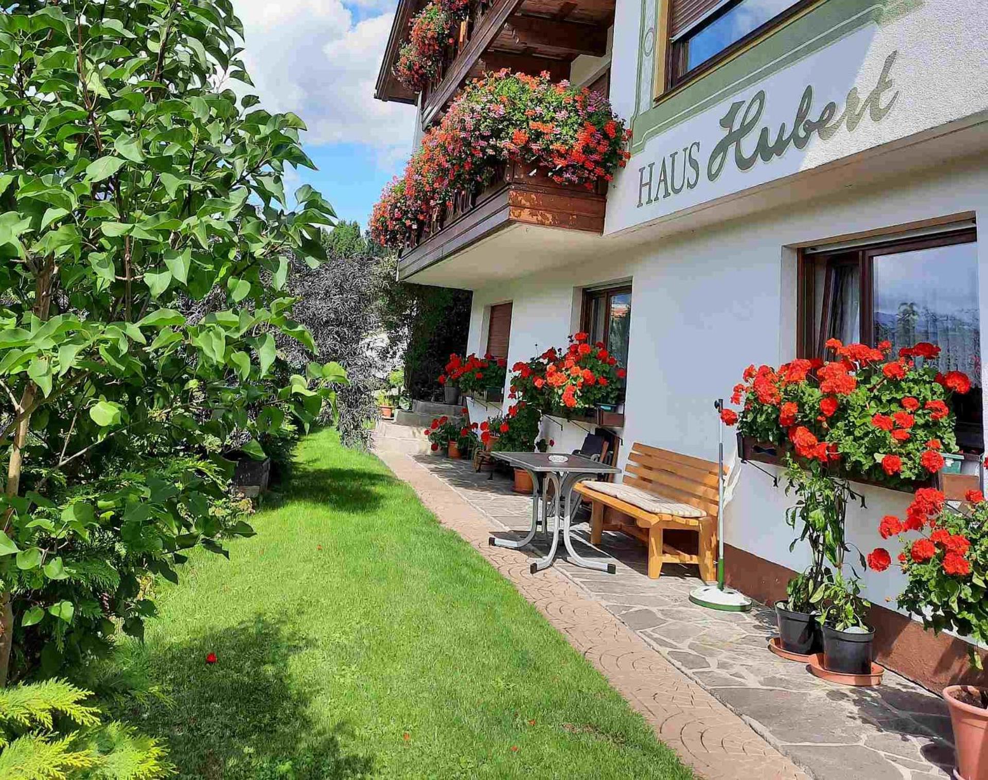 Haus Hubert Appartement Arzl im Pitztal Buitenkant foto