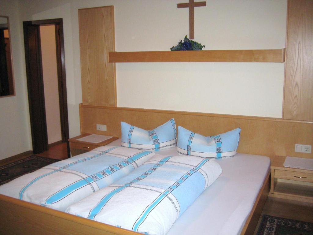 Haus Hubert Appartement Arzl im Pitztal Kamer foto