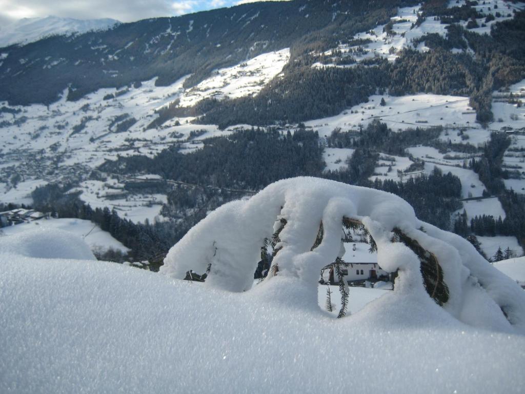 Haus Hubert Appartement Arzl im Pitztal Buitenkant foto