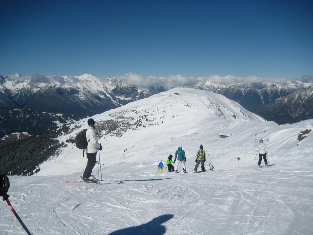 Haus Hubert Appartement Arzl im Pitztal Buitenkant foto