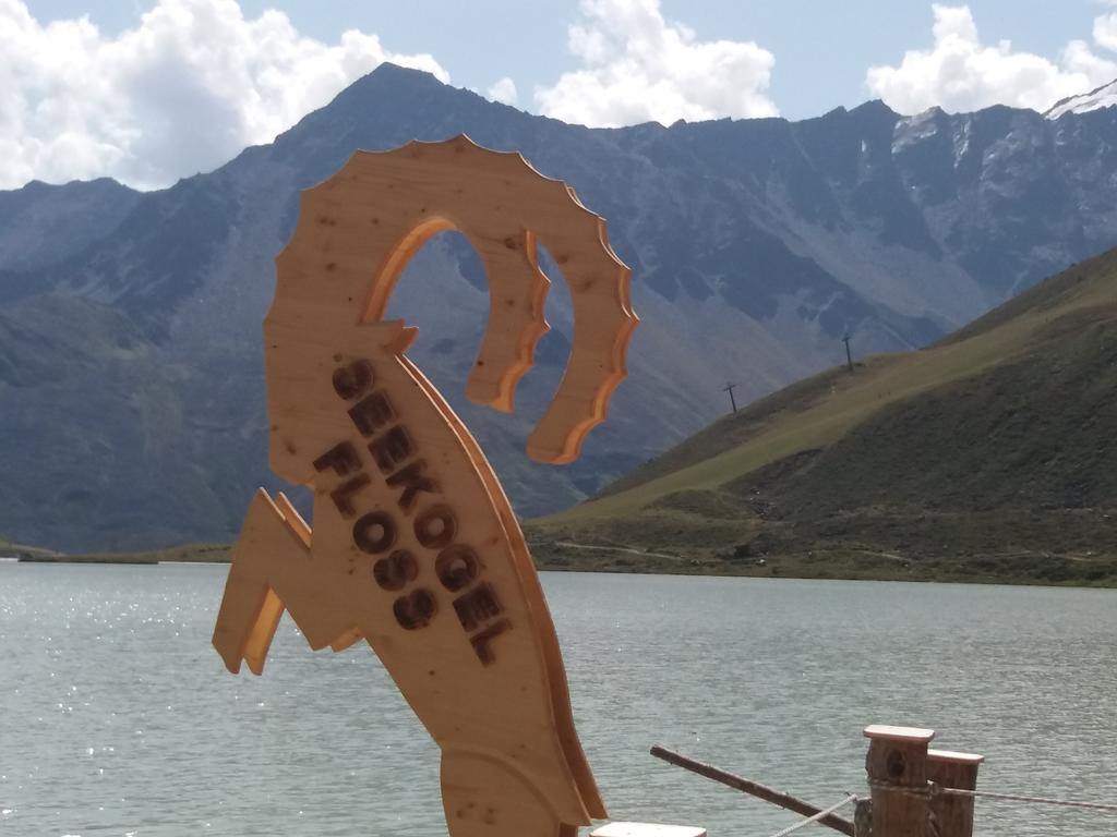 Haus Hubert Appartement Arzl im Pitztal Buitenkant foto