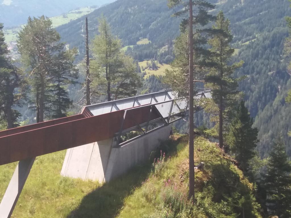 Haus Hubert Appartement Arzl im Pitztal Buitenkant foto